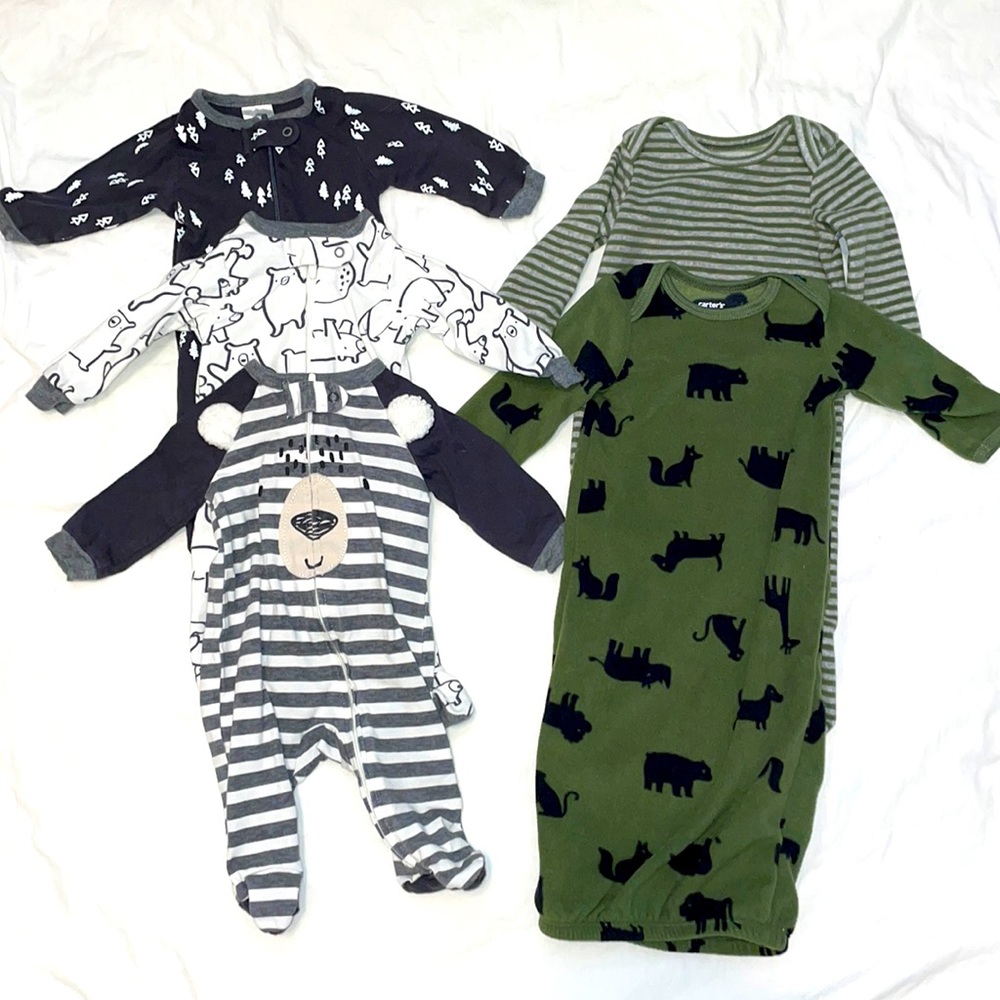 Bundle newborn onesies EUC